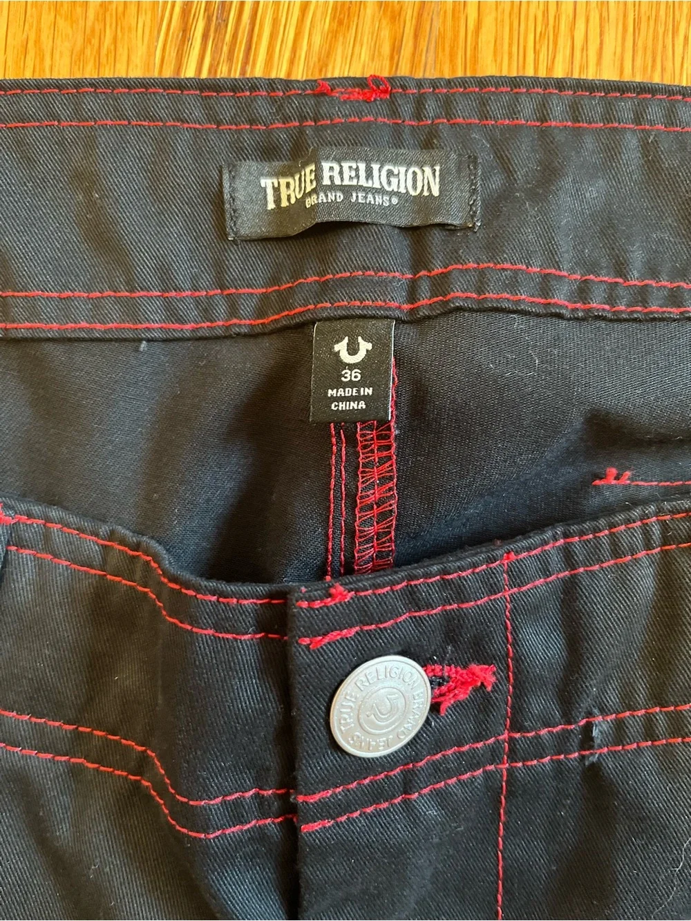 NWT True Religion Black Cargo Pants Red stitching size 36 read